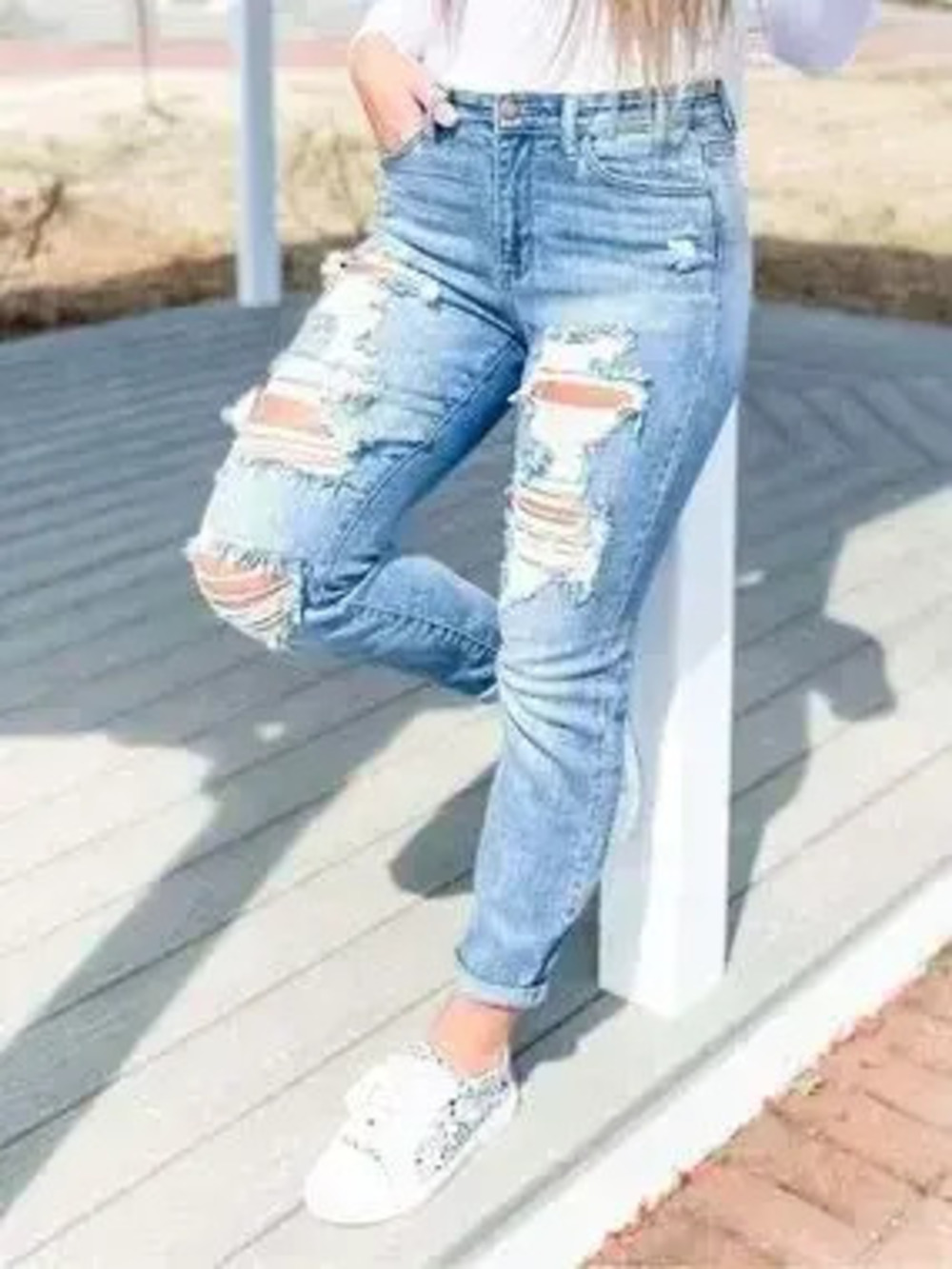 Distressed Skinny Jeans - Picture 1 of 5